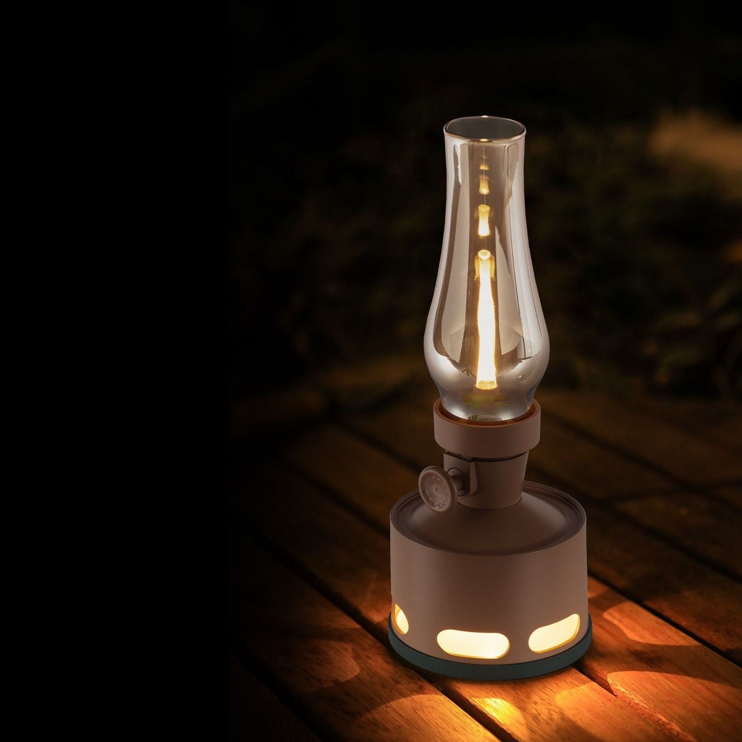 Retro LED Lamp for a Cozy Vintage Glow - RetroTable