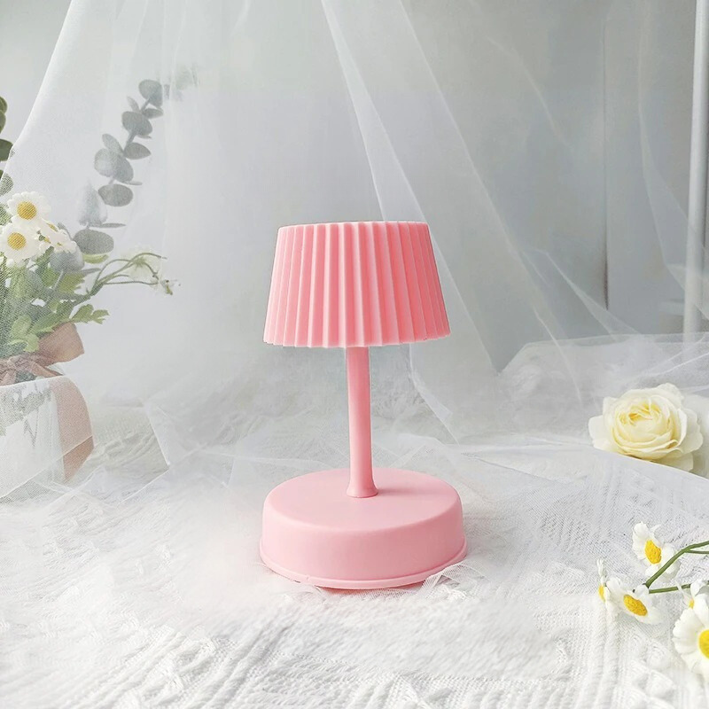 LED Compact Table Lamp, Cozy & Fun Bedside Light for Kids - KidTable