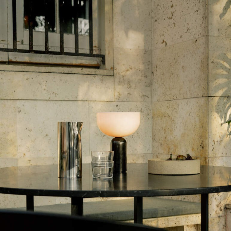 Elegant Marble Table Lamp for a Luxe Touch - MarbleTable