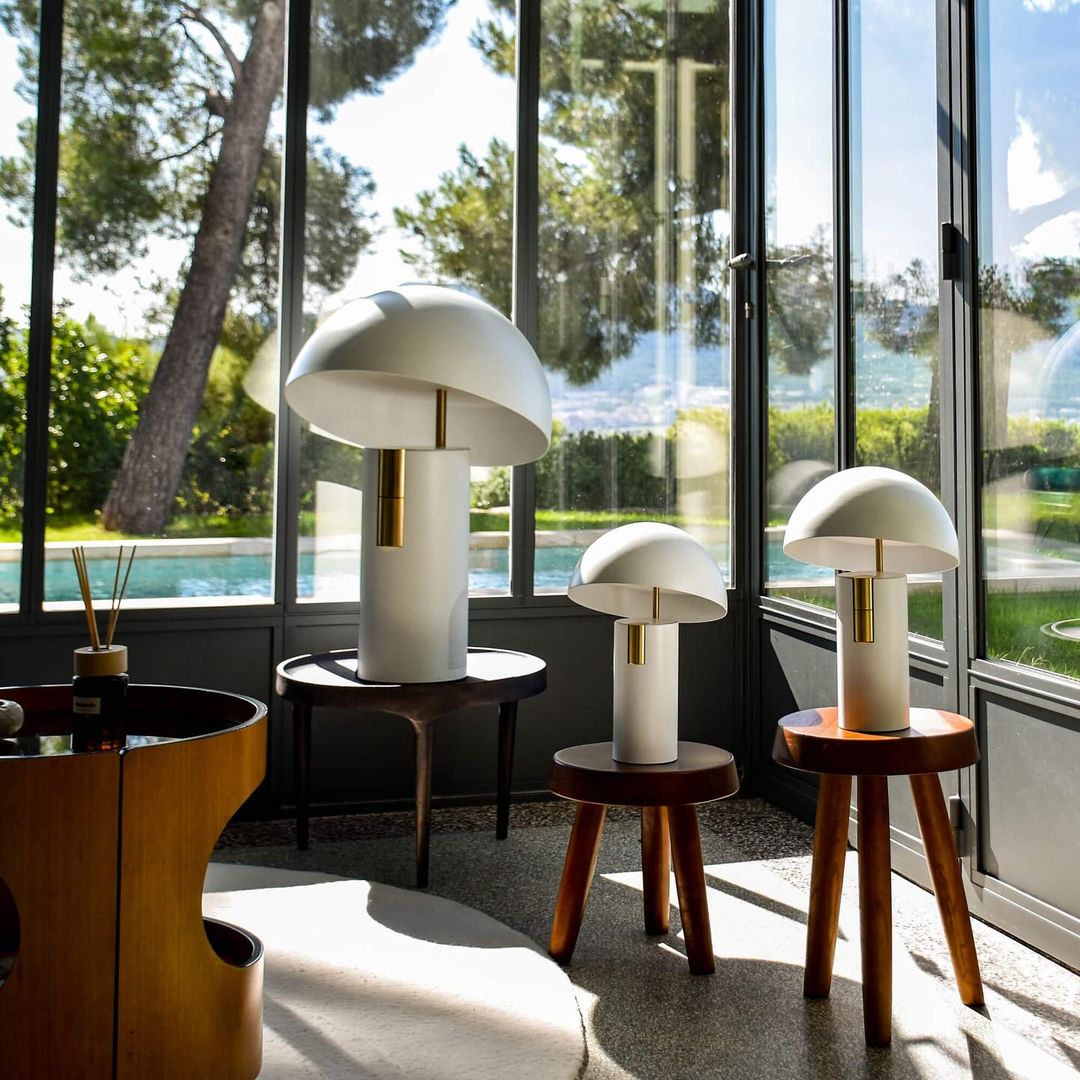 Ambient Table Lamp for Cozy Homes - HomeTable