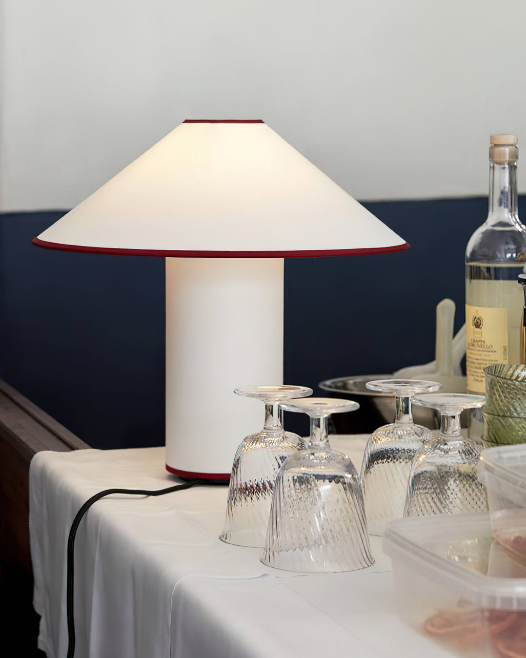 Chic Modern Table Lamp for a Cozy & Stylish Home - StyleTable