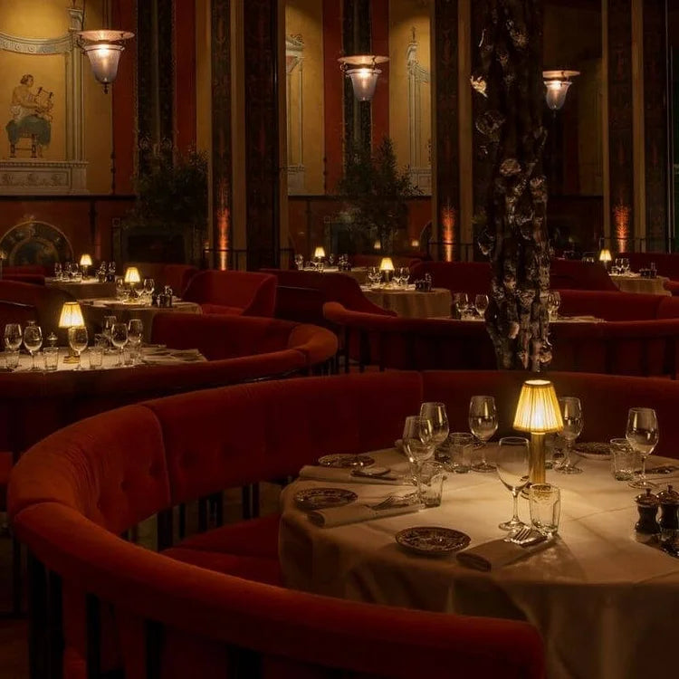 Sleek Modern Metal Table Lamp - MetalTable