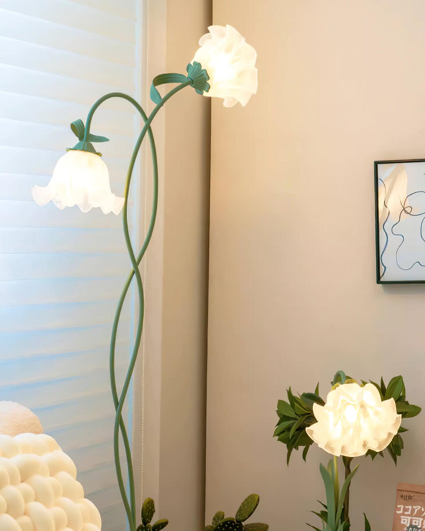 Elegant Floral LED Table Lamp - FloralTable