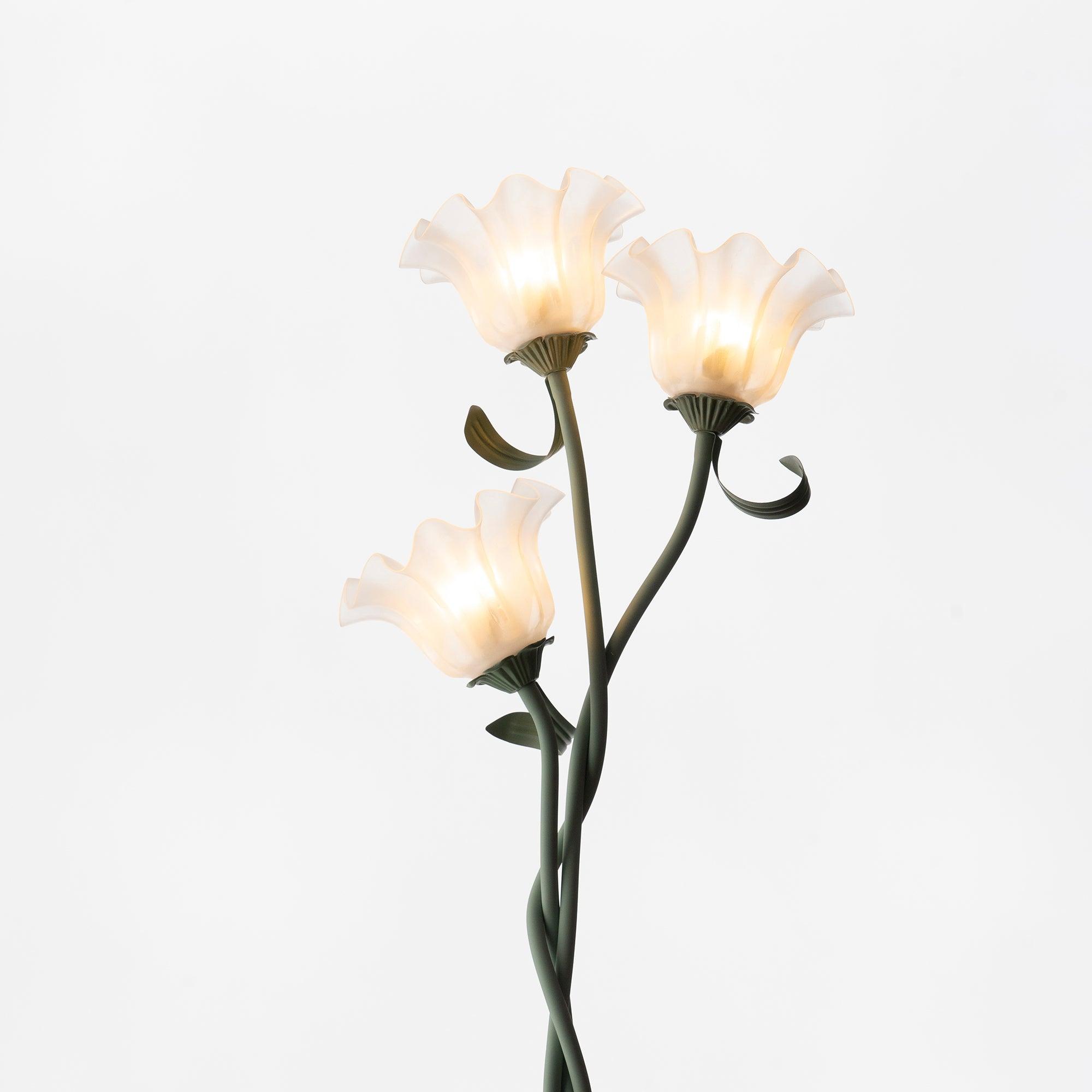 Floral LED Table Lamp with Elegant Design - FloralTable