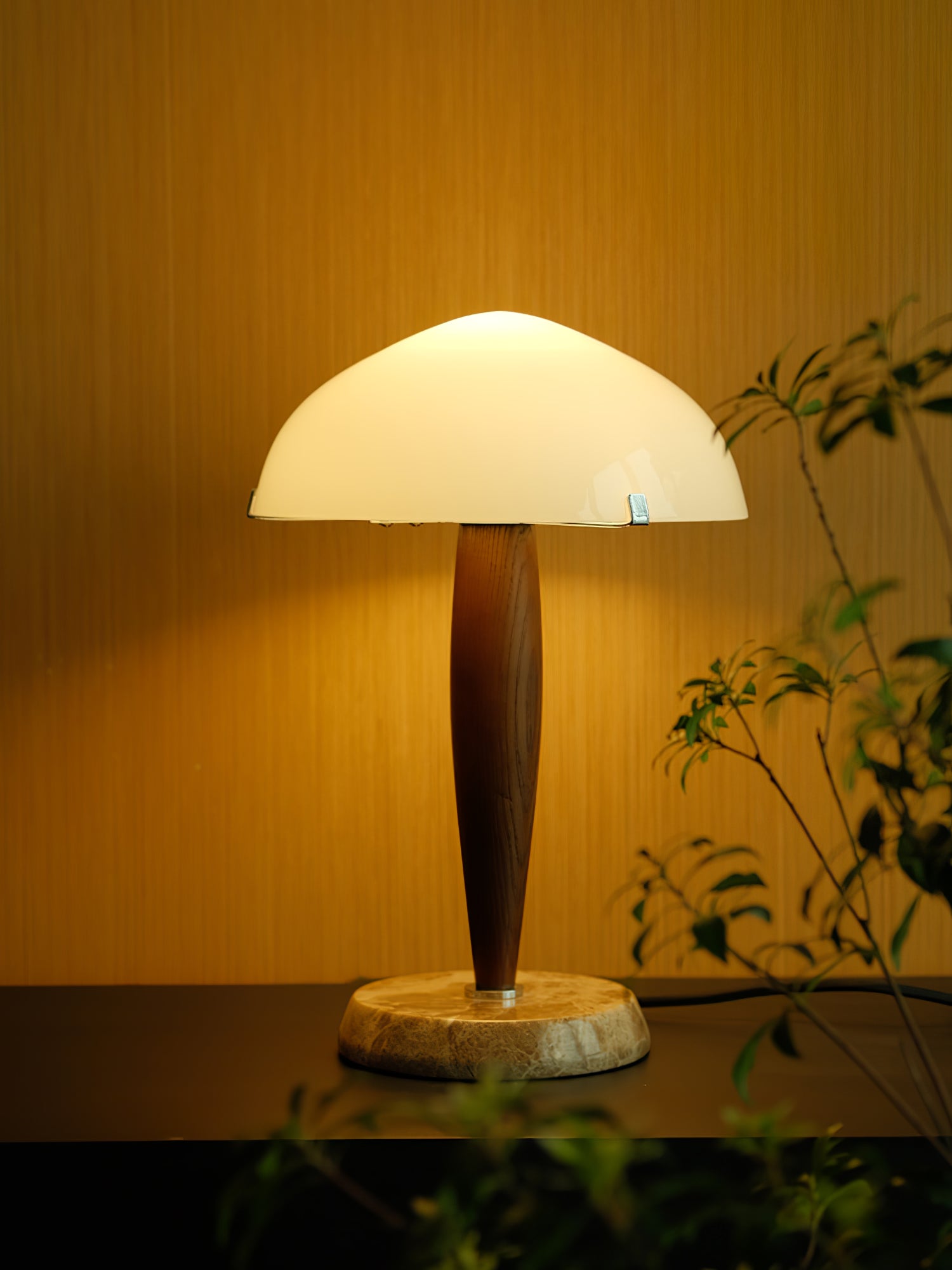 Elegant Table Lamp for a Luxe Home Look - LuxeTable