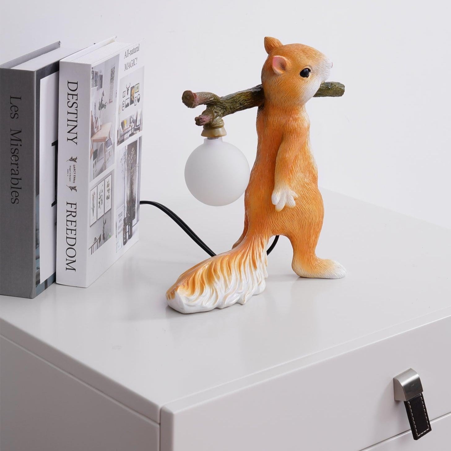 Adorable Squirrel Night Light for a Cozy Ambiance - NightTable