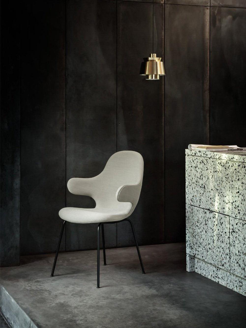 Sleek Pendant Lamp for a Luxe Home Ambiance - LuxeDrop