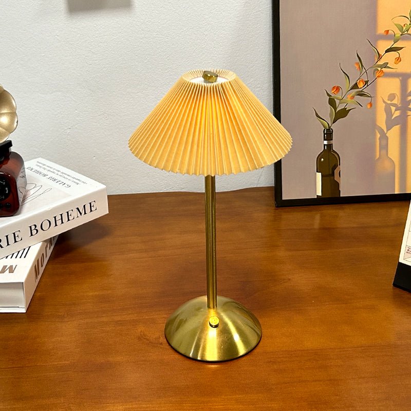 Wireless Modern Lamp for Elegant Ambience - WireTable