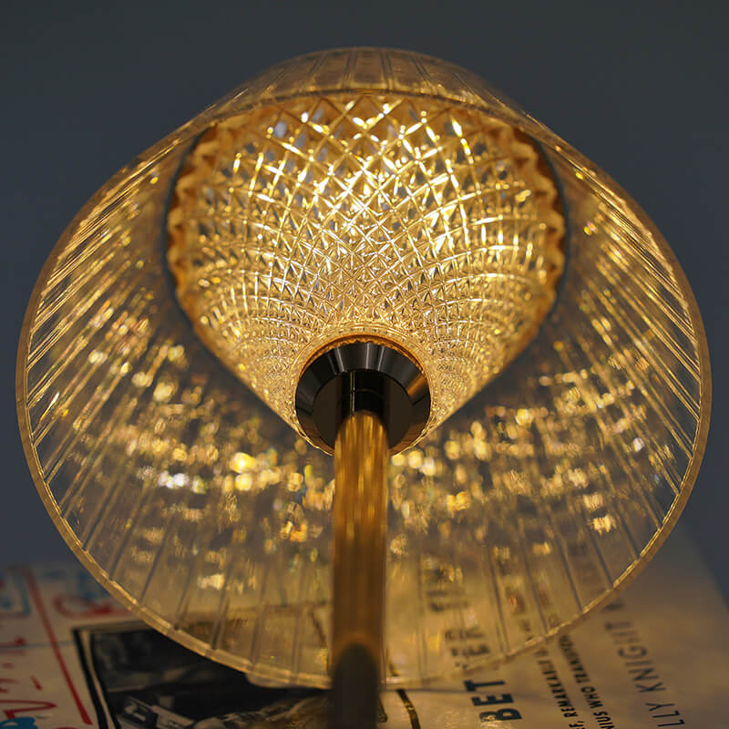 Chic Wireless Crystal Lamp for a Luxe Home Glow - CrystalTable