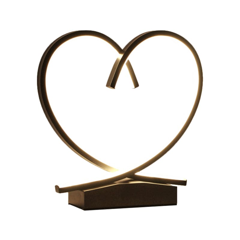 Charming Wooden Bedside Lamp with Heart Design - HeartTable
