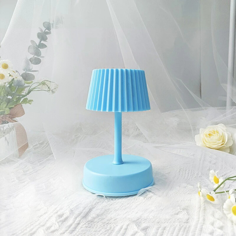 LED Compact Table Lamp, Cozy & Fun Bedside Light for Kids - KidTable
