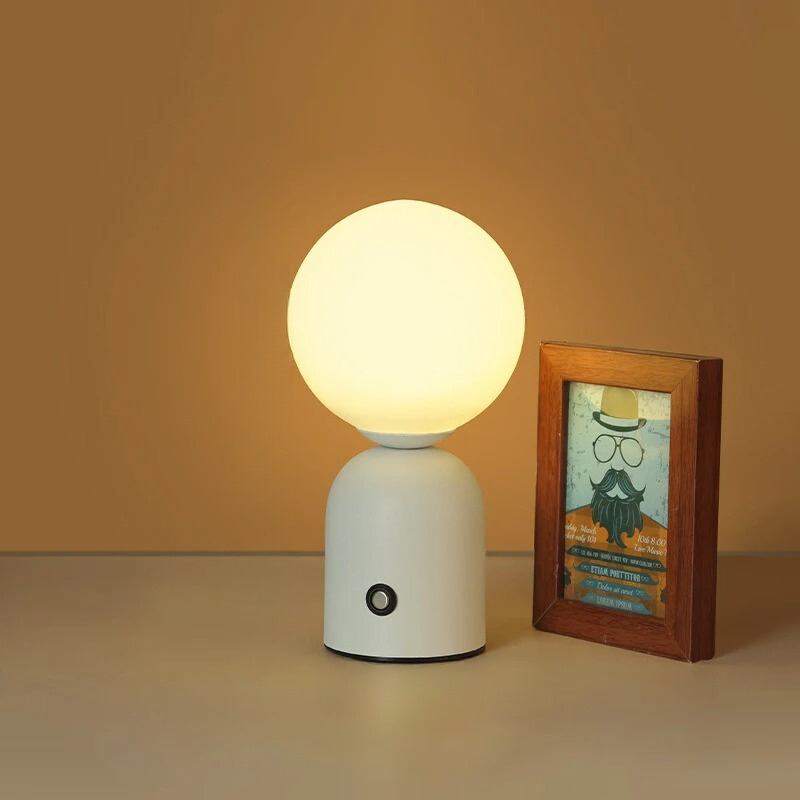 Rechargeable LED Bedside Lamp for a Relaxing Glow - BedTable