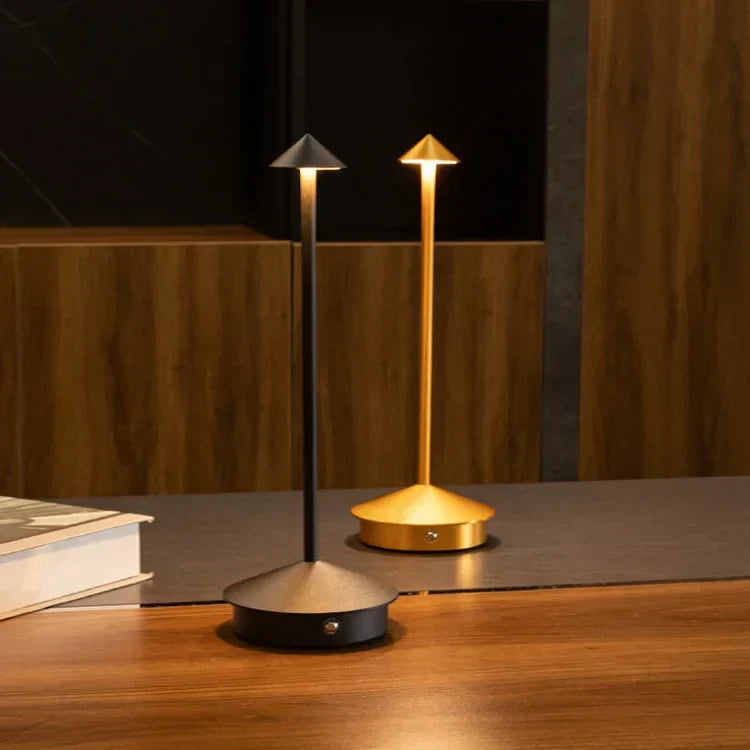 Sleek & Portable Wireless Table Lamp with Adjustable Brightness - WireTable