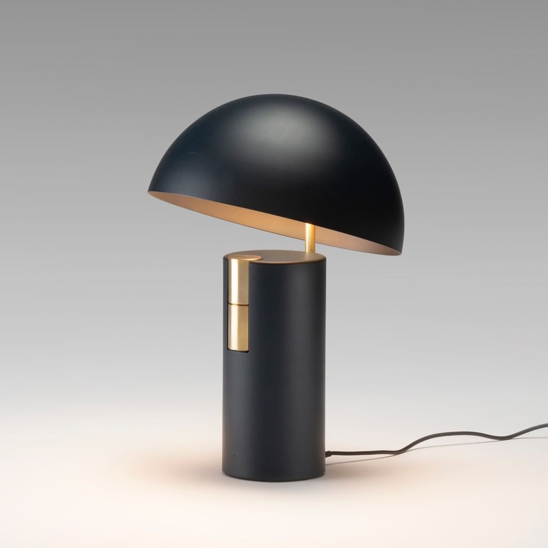 Ambient Table Lamp for Cozy Homes - HomeTable