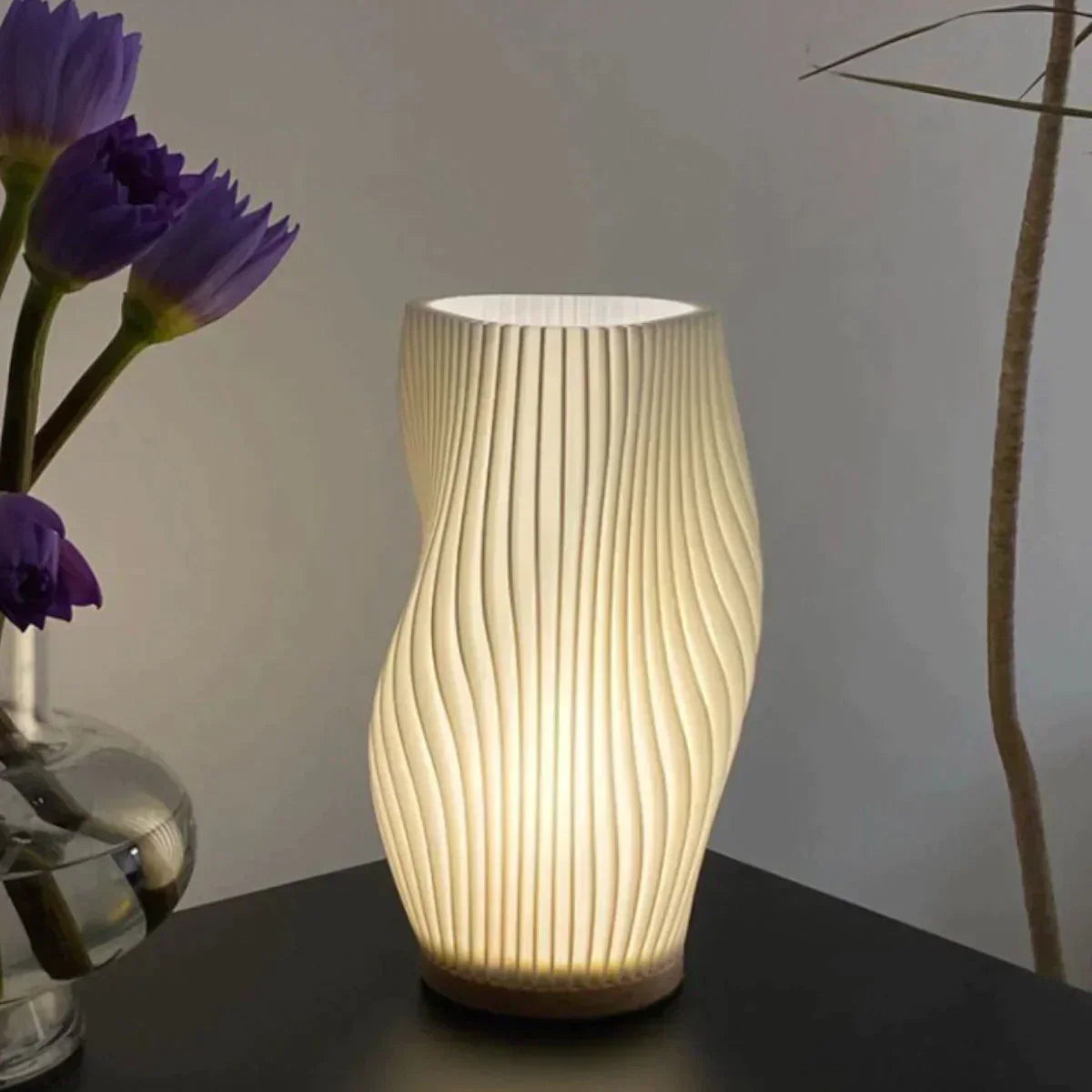 Wave-Inspired LED Lamp for Relaxed Mood - WaveTable