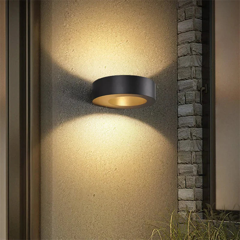 Adjustable Outdoor Wall Lamp - OutdoorWall