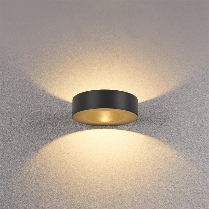 Adjustable Outdoor Wall Lamp - OutdoorWall