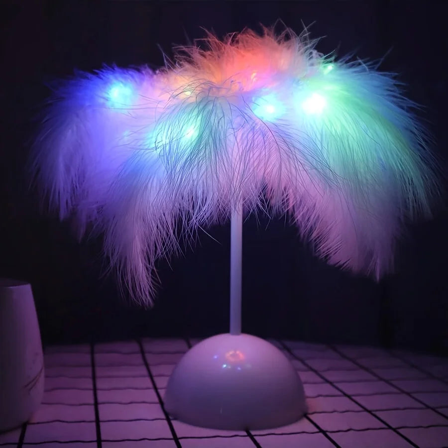 Chic Feather Table Lamp for a Dreamy Ambience - FeatherTable