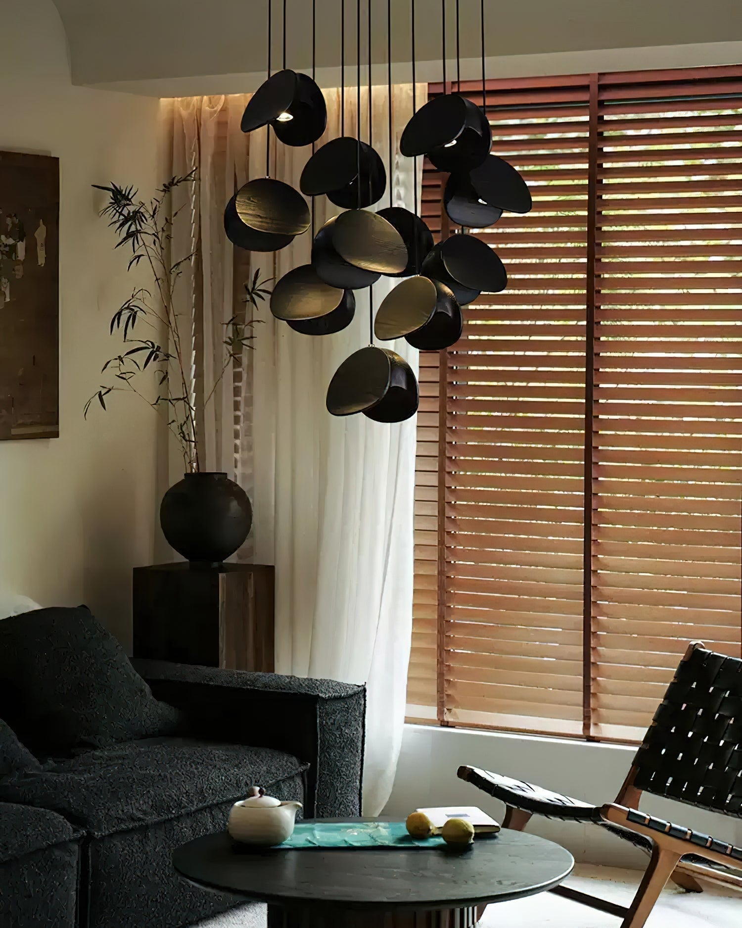 Elegant Modern Ceiling Light for Stylish Homes - ChicCeil