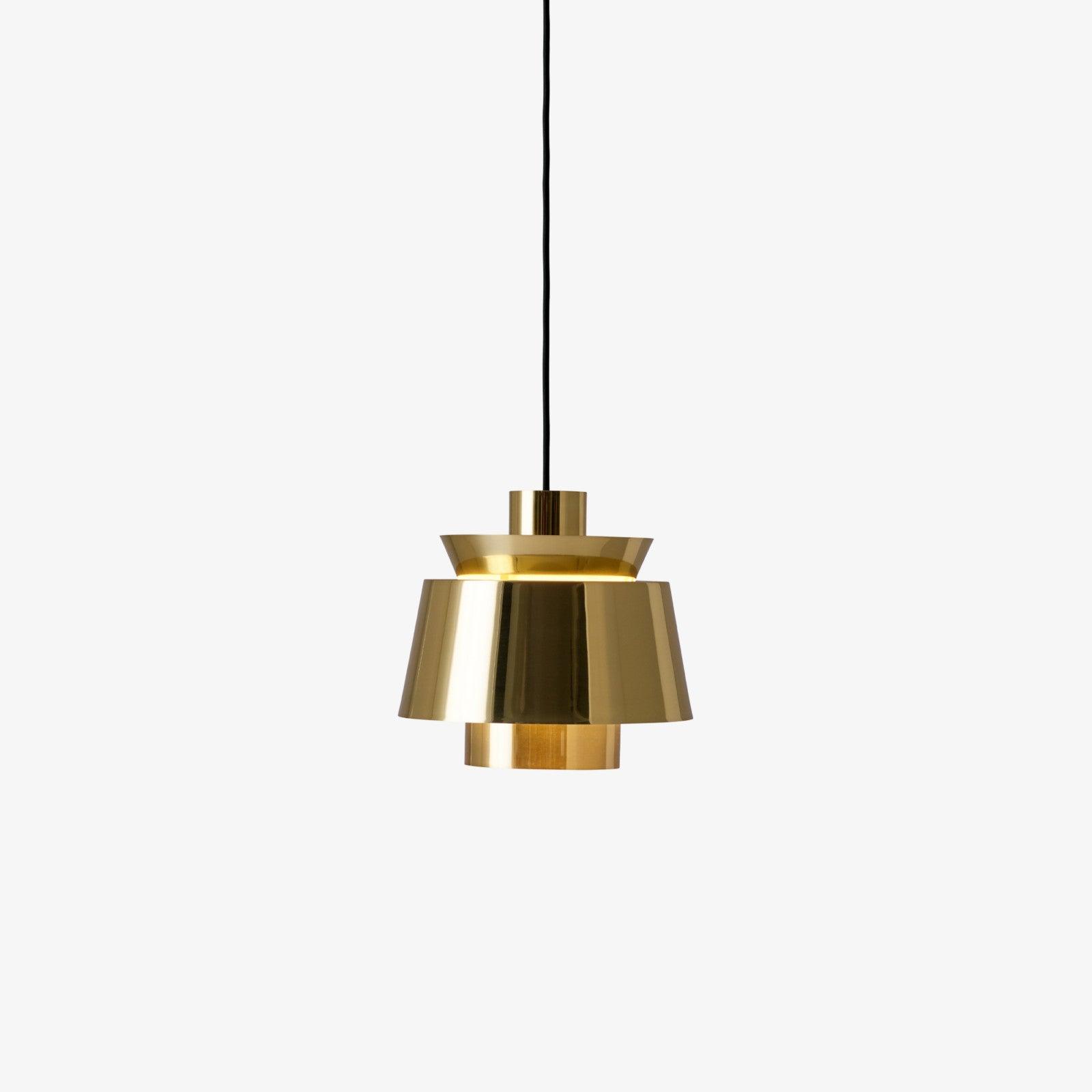Sleek Pendant Lamp for a Luxe Home Ambiance - LuxeDrop
