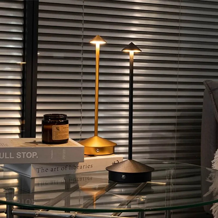 Sleek & Portable Wireless Table Lamp with Adjustable Brightness - WireTable