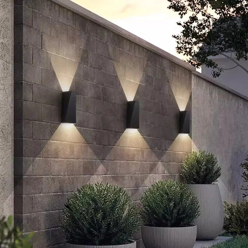 Sleek Outdoor Wall Light for Modern Illumination - OutdoorWall