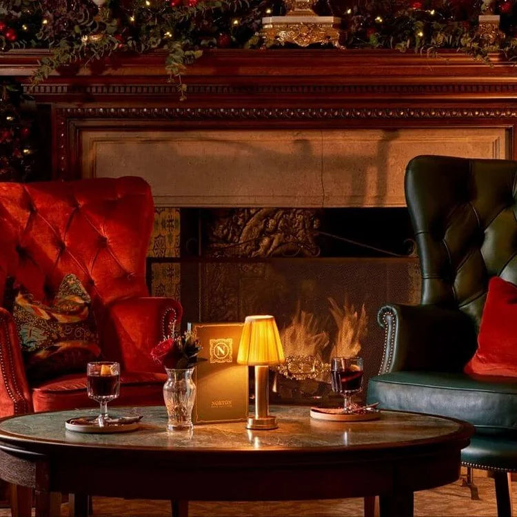 Modern Metal Table Lamp for Sleek Interiors - MetalTable